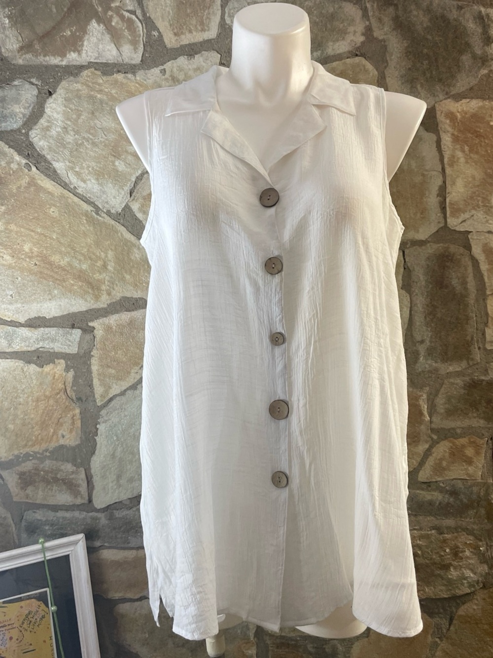 🤍 Cato White Sleeveless Button Front Tunic Top | Plus Size 18/20W